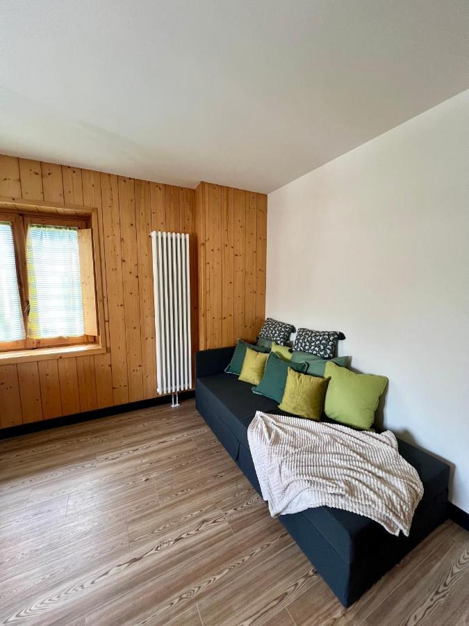 Il Pettirosso - Casa Vacanze Bormio Luaran gambar