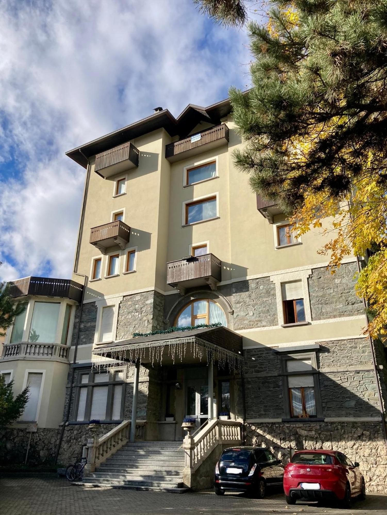 Il Pettirosso - Casa Vacanze Bormio Luaran gambar